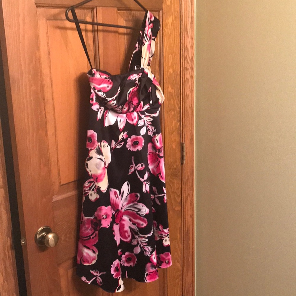 One strap dress